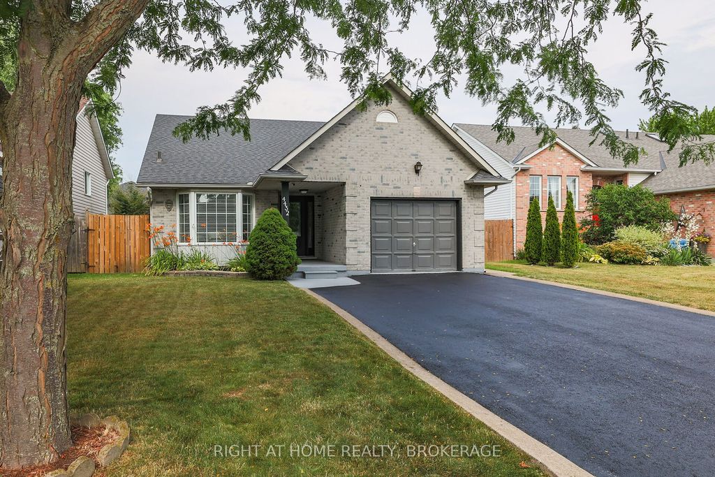 Photo of 4432 Dennis Avenue, Lincoln, ON L0R 1B5 (MLS # X12458051)