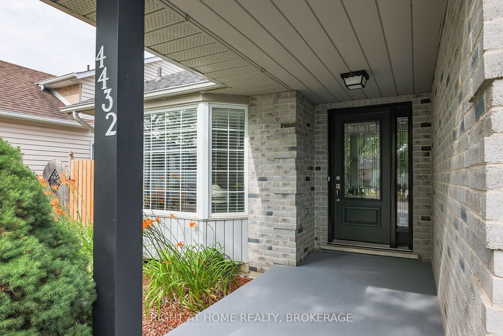 Photo of 4432 Dennis Avenue, Lincoln, ON L0R 1B5 (MLS # X12458051)