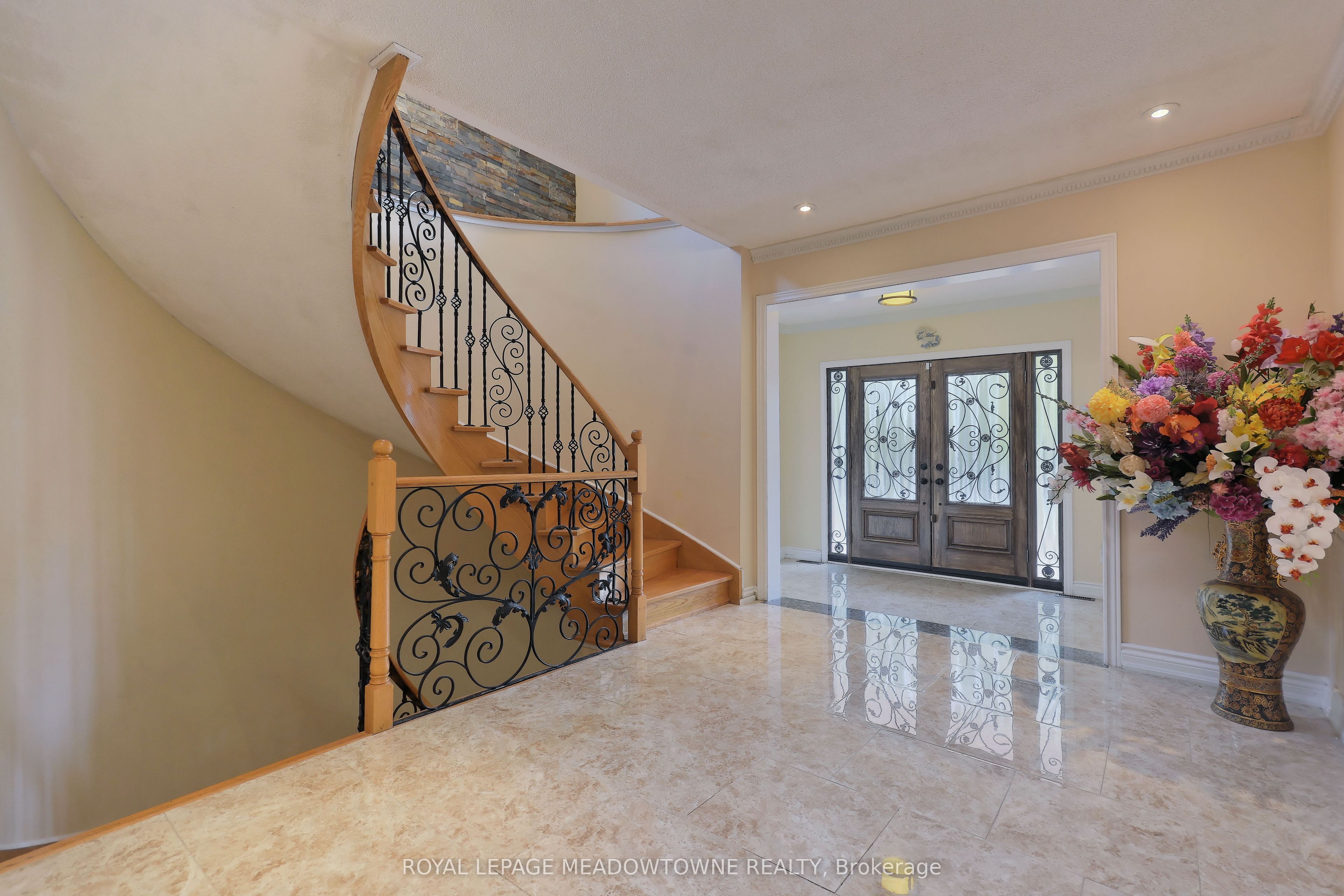 2857 Termini Terrace
