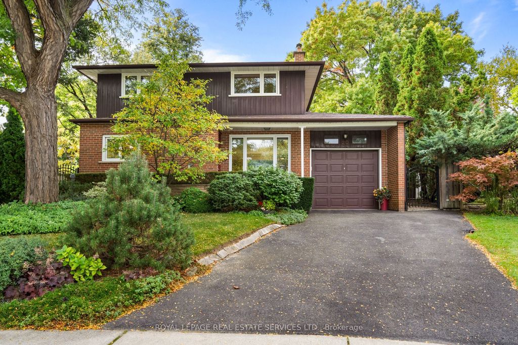 Photo of 20 West Deane Valley Road, Toronto, ON M9B 3K5 (MLS # W12464044)