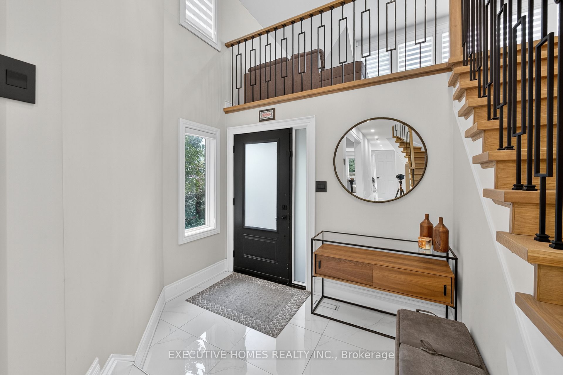 2966 Tradewind Drive