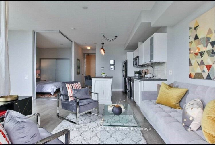 33 Mill Street 1106
