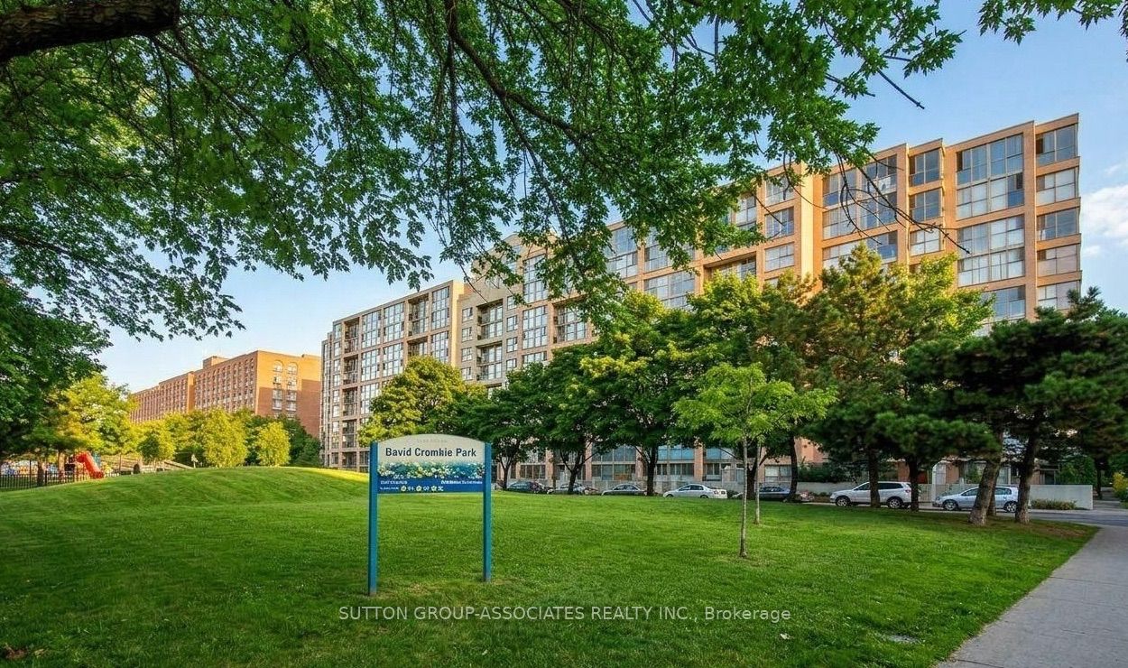 65 Scadding Avenue 501