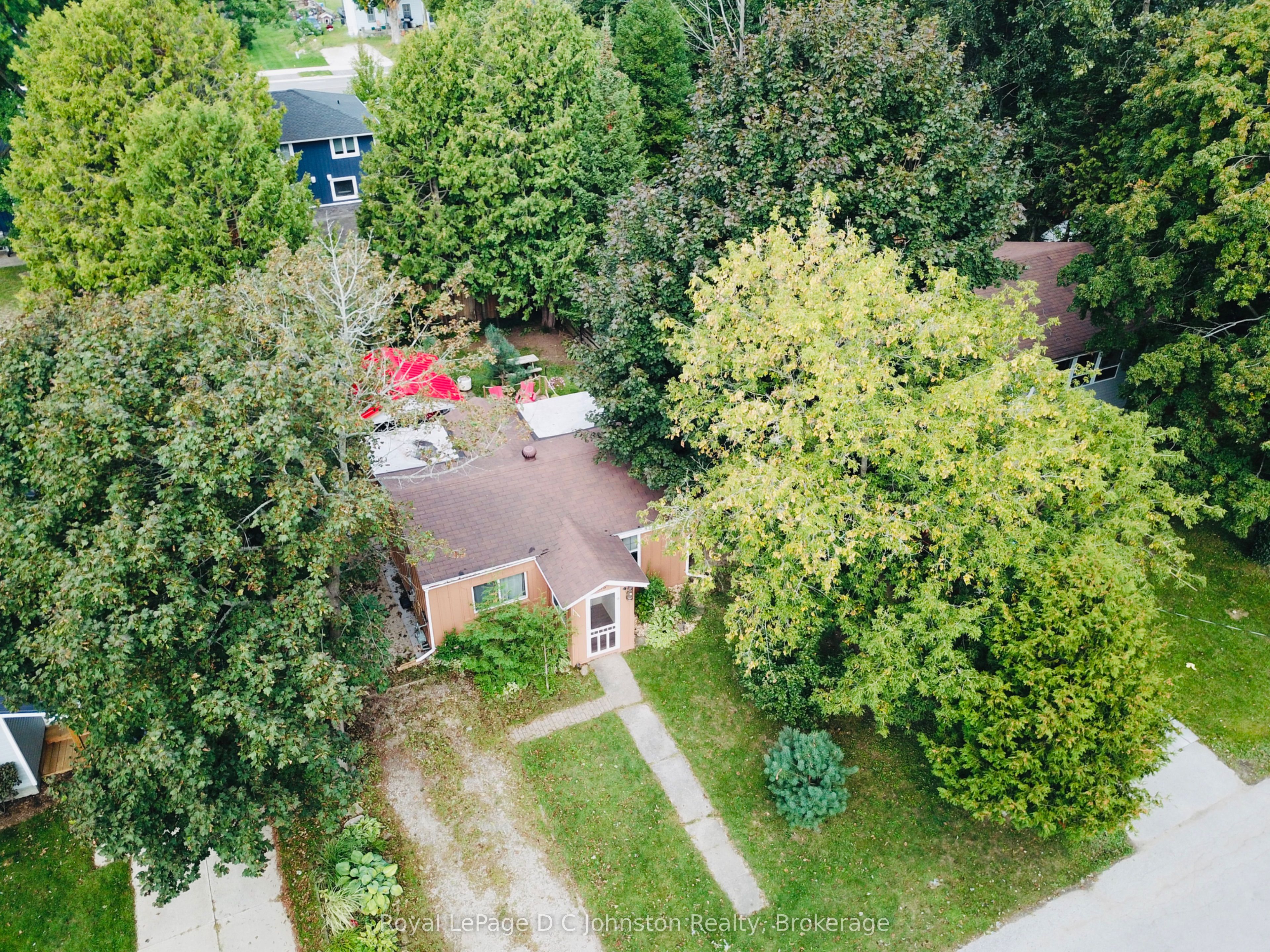 Photo 1 of 29 — 175 Belcher Lane, Saugeen Shores, ON N0H 2L0