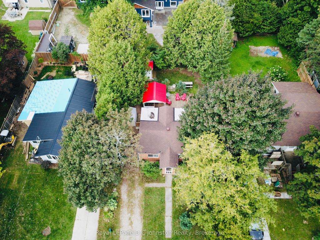 Photo of 175 Belcher Lane, Saugeen Shores, ON N0H 2L0 (MLS # X13052938)