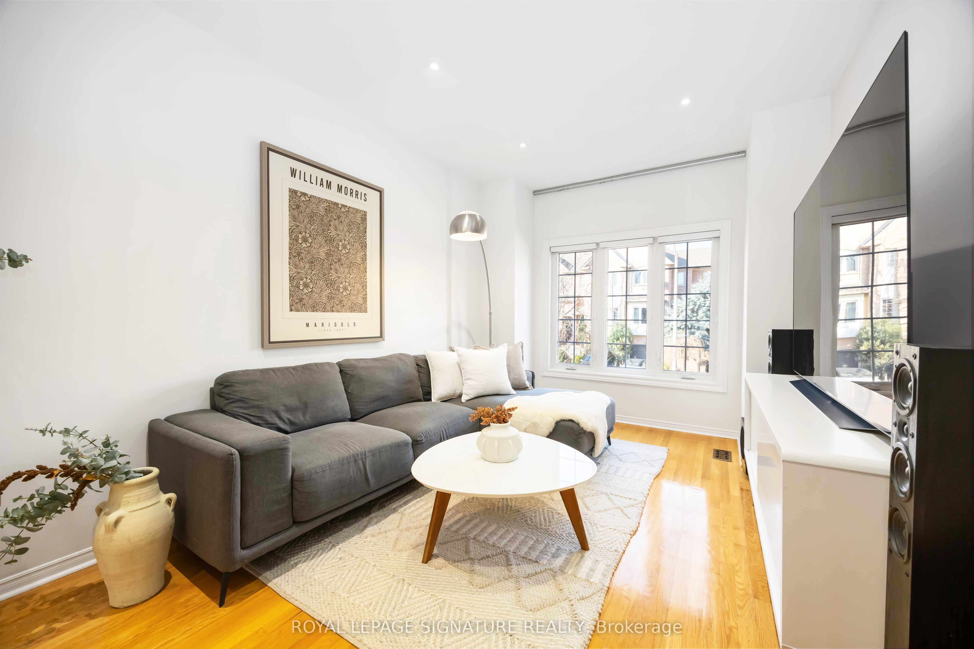 9 Harbourview Crescent