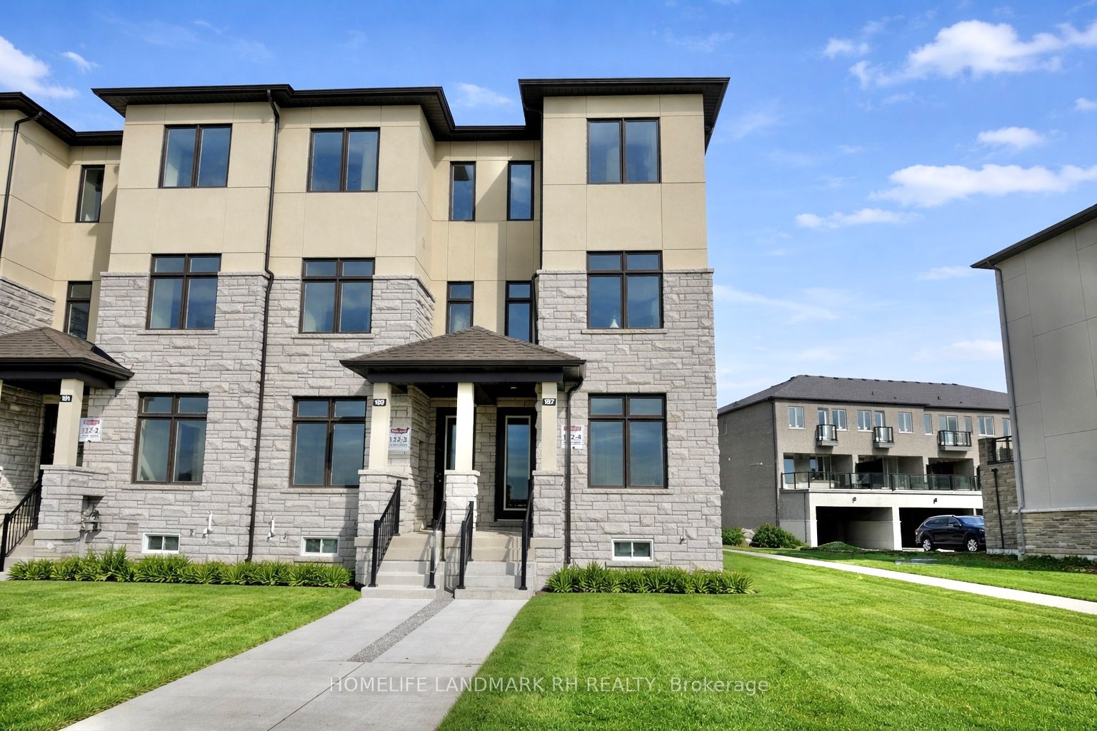 187 Berczy Green Drive