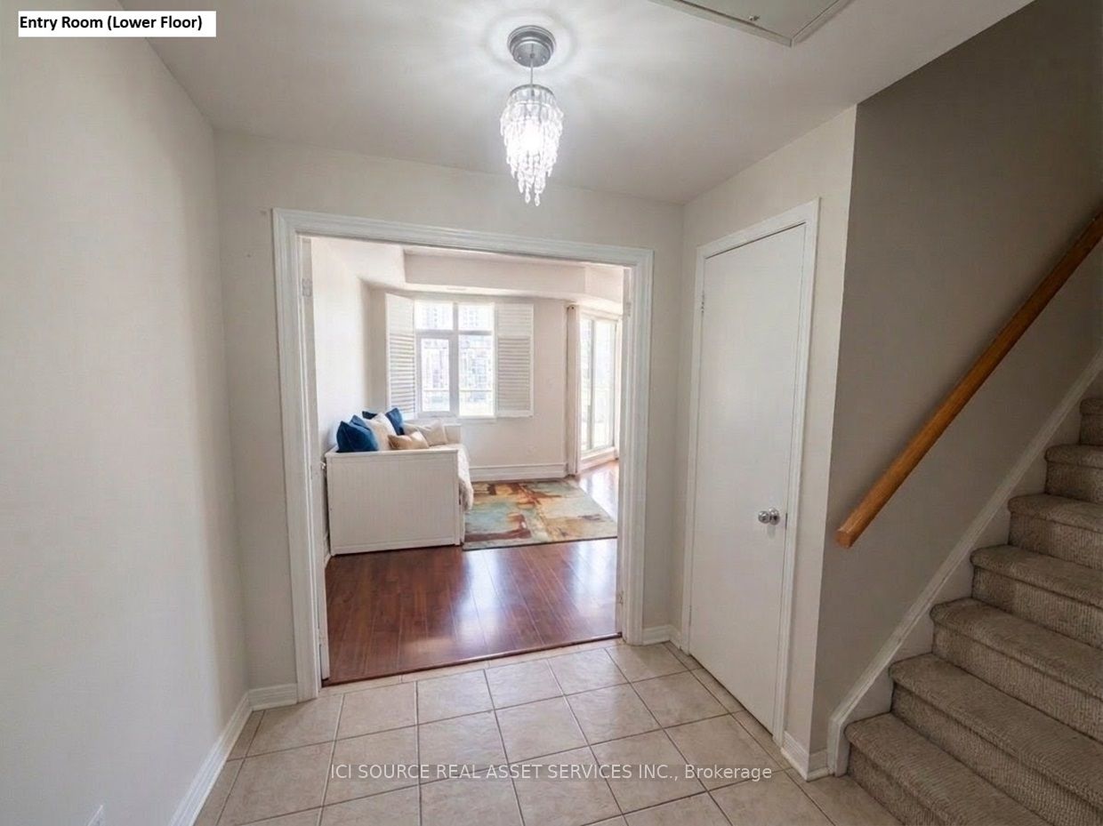 Photo 1 of 15 — 550 Front Street W 411, Toronto, ON M5V 3N5