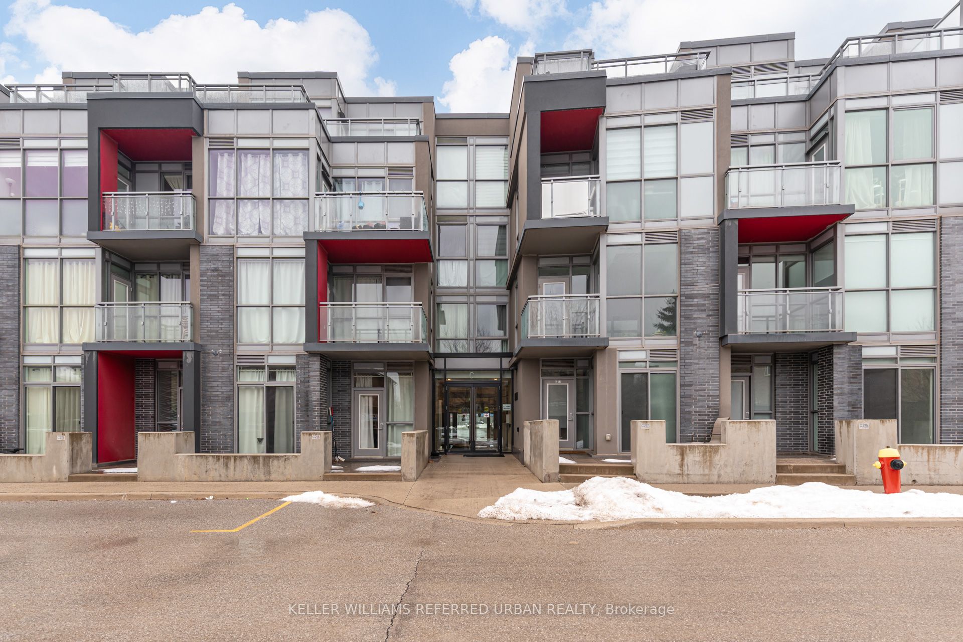 5260 Dundas Street C401