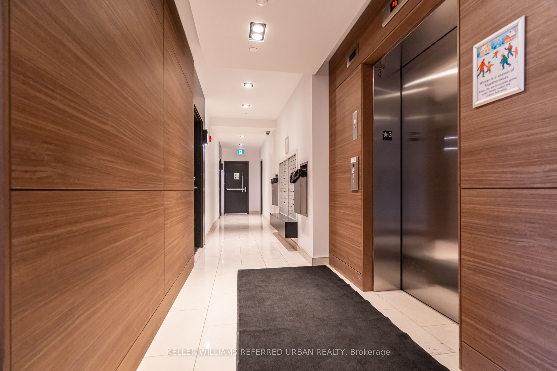 5260 Dundas Street C401