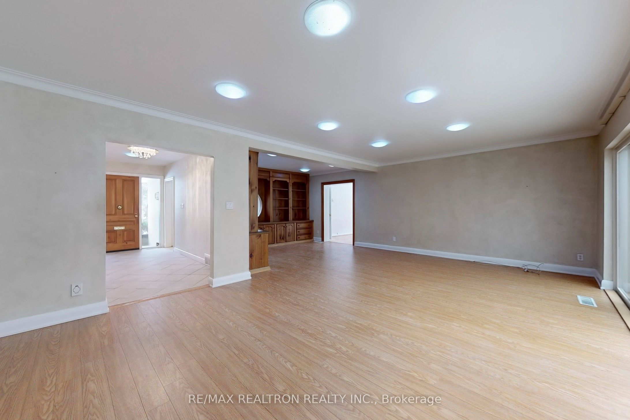 10 Thornbank Road