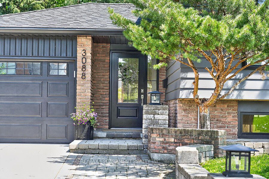 3088 PALMER Drive