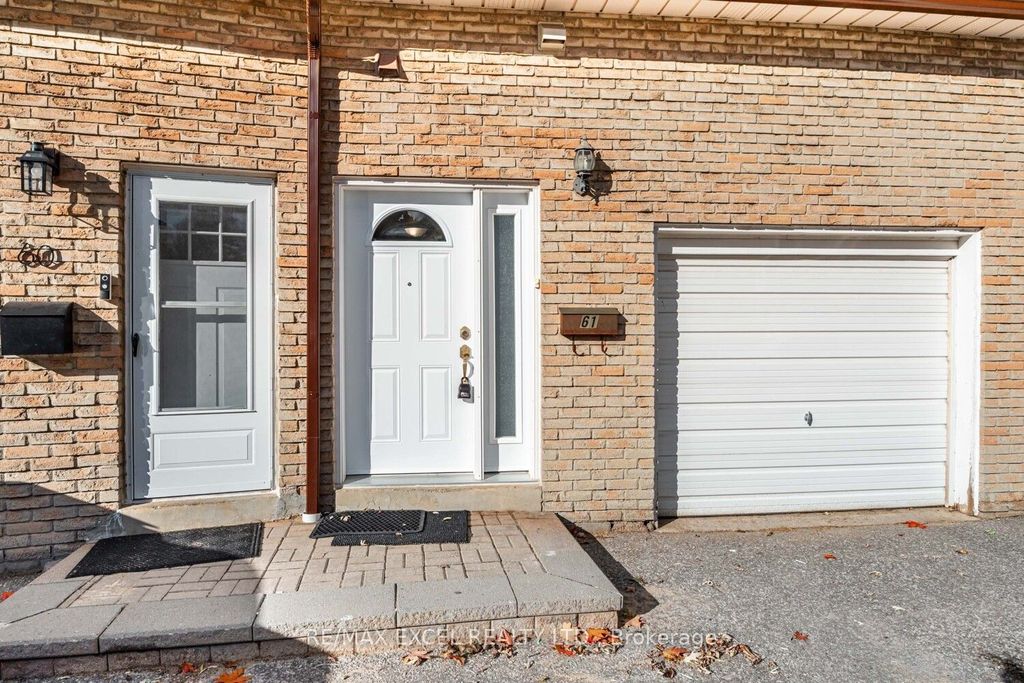 Photo of 120 Beverly Glen Boulevard #61, Toronto, ON M1W 1W6 (MLS # E12474061)