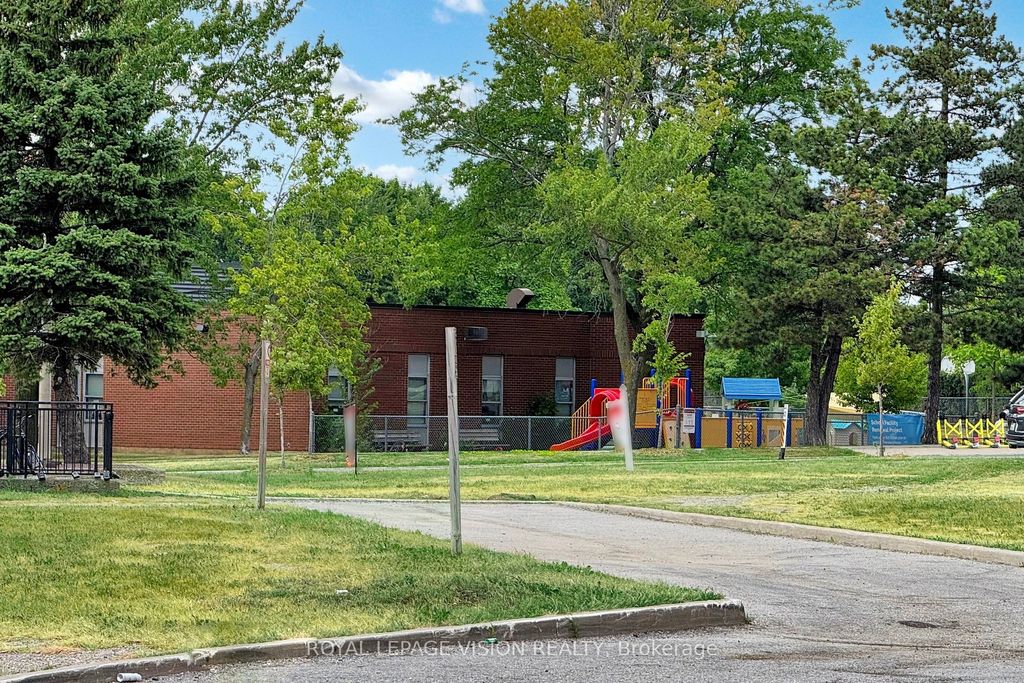 Photo of 100 Wingarden Court #1714, Toronto, ON M1B 2P4 (MLS # E12808360)