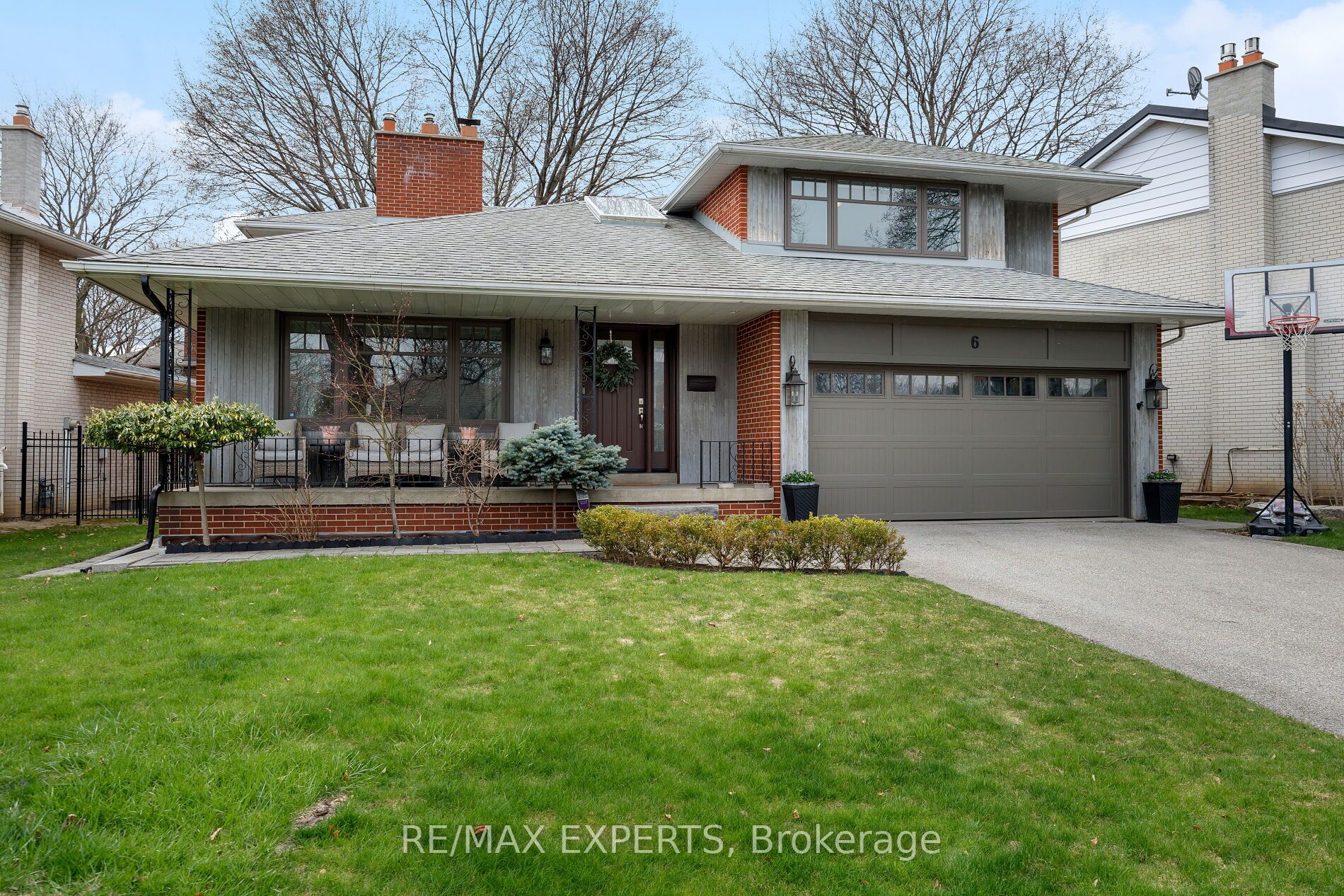 6 Muirdale Avenue
