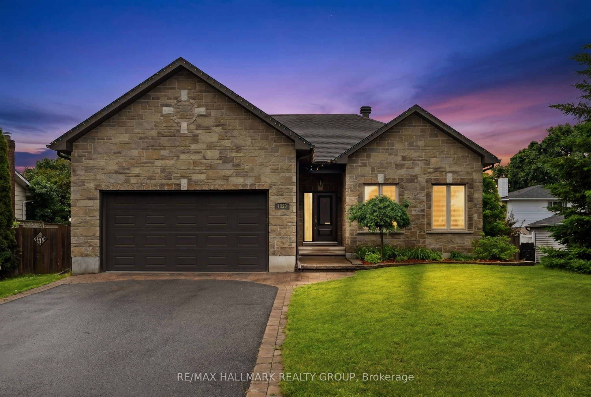 Photo 1 of 40 — 1028 Laviolette Street, Clarence-Rockland, ON K4K 1B8