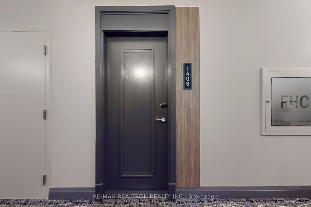 Photo of 1900 Lake Shore Boulevard W #1406, Toronto, ON M6S 1A4 (MLS # W12574844)