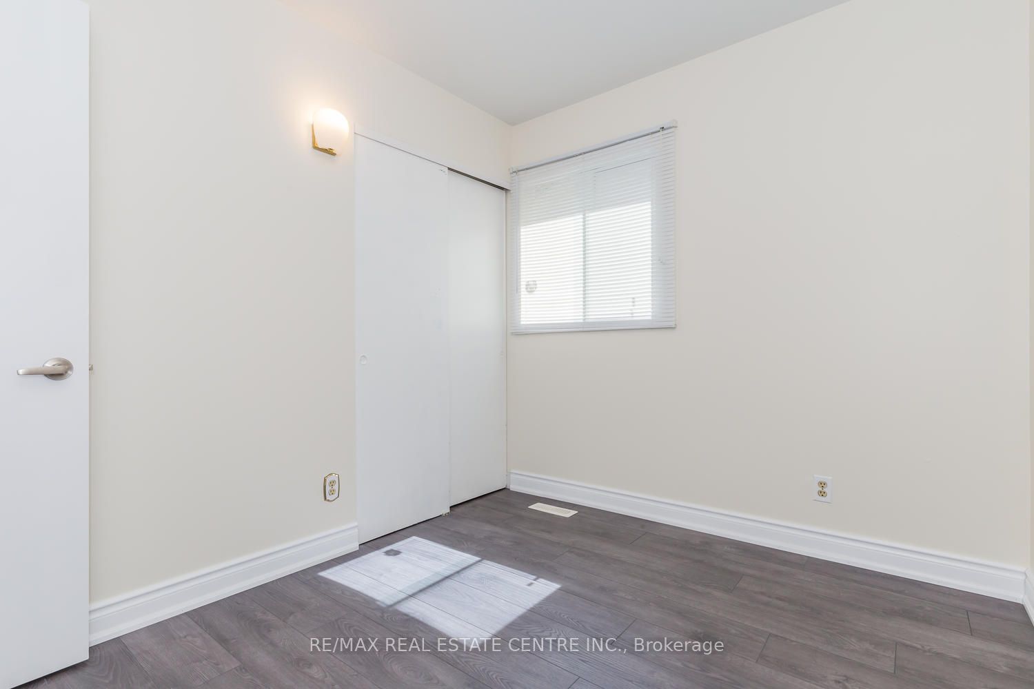 1518 Oran Court Upper