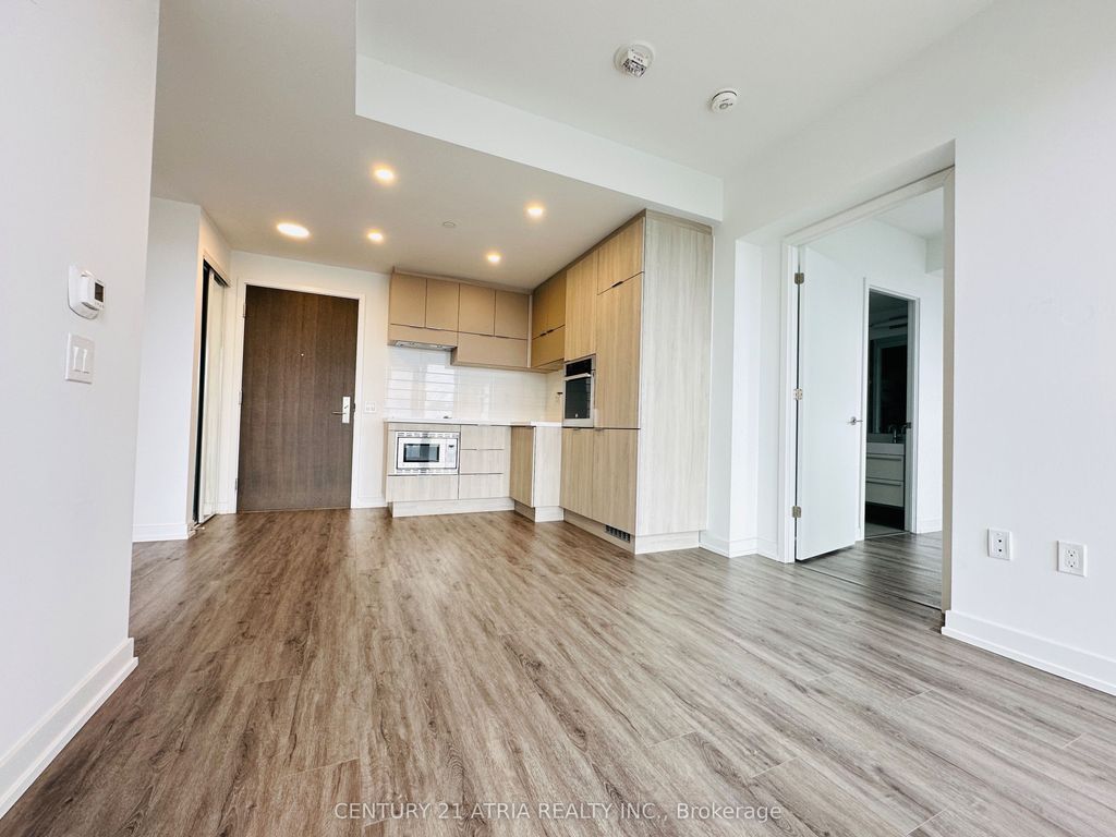 Photo of 39 ROEHAMPTON Road #3607, Toronto, ON M4P 0G1 (MLS # C12155922)