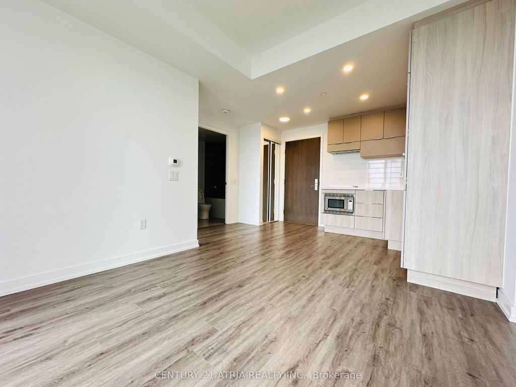 Photo of 39 ROEHAMPTON Road #3607, Toronto, ON M4P 0G1 (MLS # C12155922)
