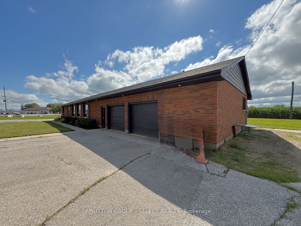 Photo of 101 Broadway Street, Lambton Shores, ON N0N 0A6 (MLS # X13539760)