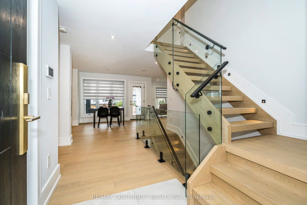 Photo of 30 Kellythorne Drive, Toronto, ON M3A 2L4 (MLS # C12973710)