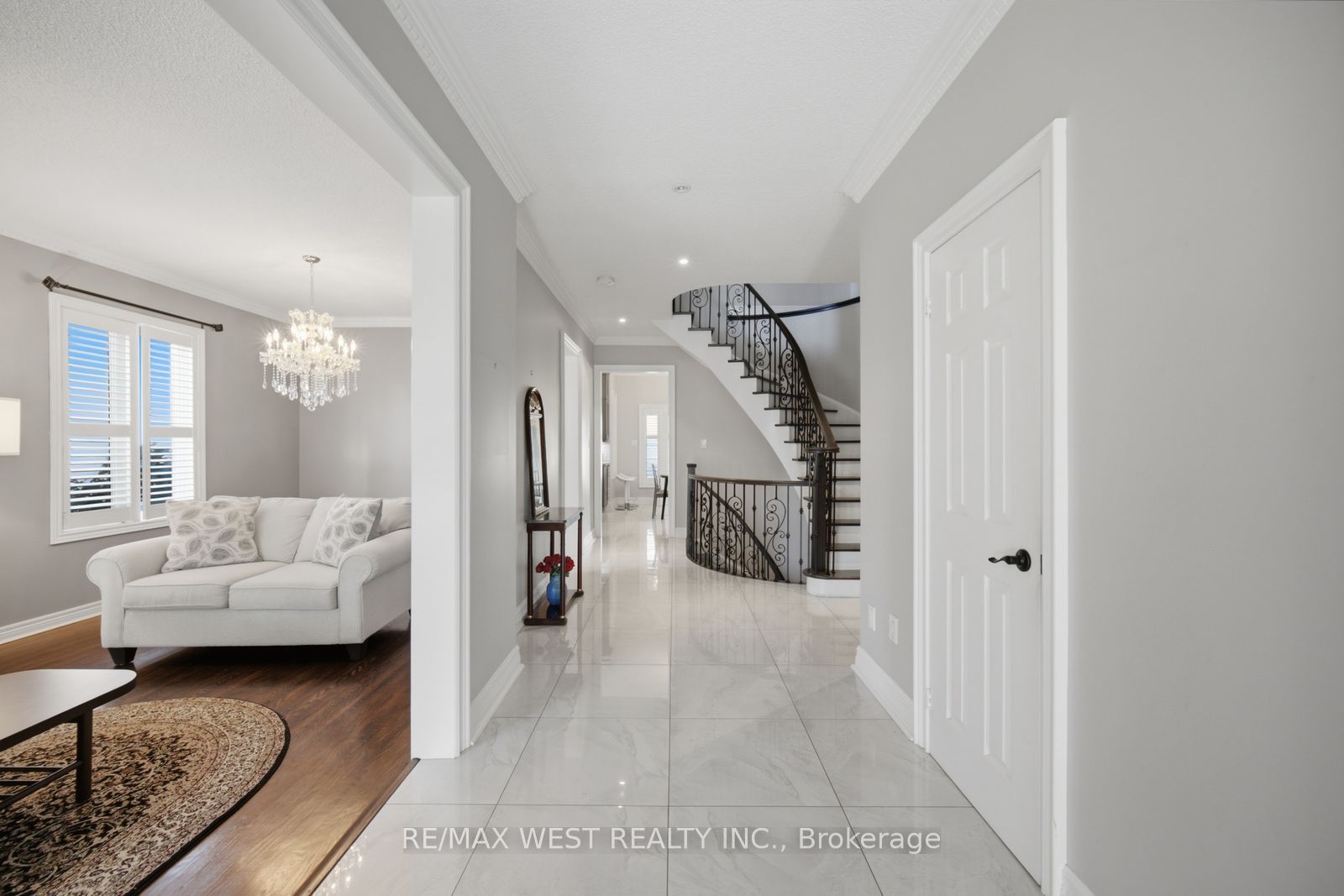 65 Burnhaven Avenue