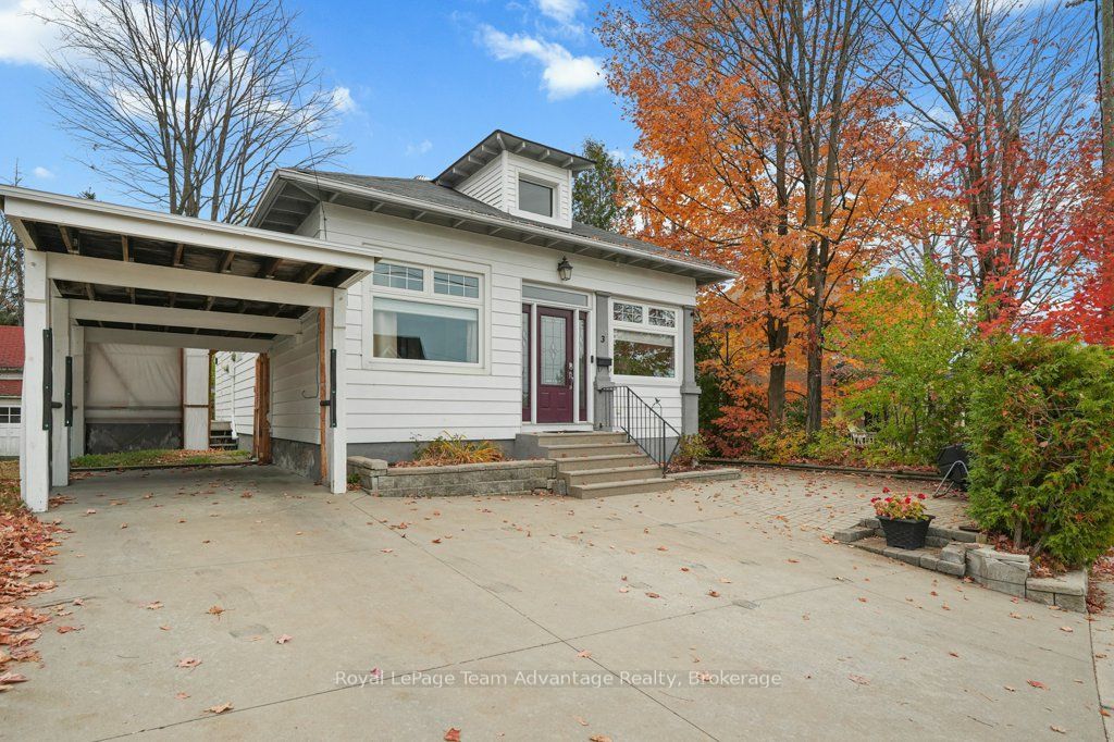 Photo of 3 Belvedere Avenue, Parry Sound, ON P2A 1Z8 (MLS # X12609854)