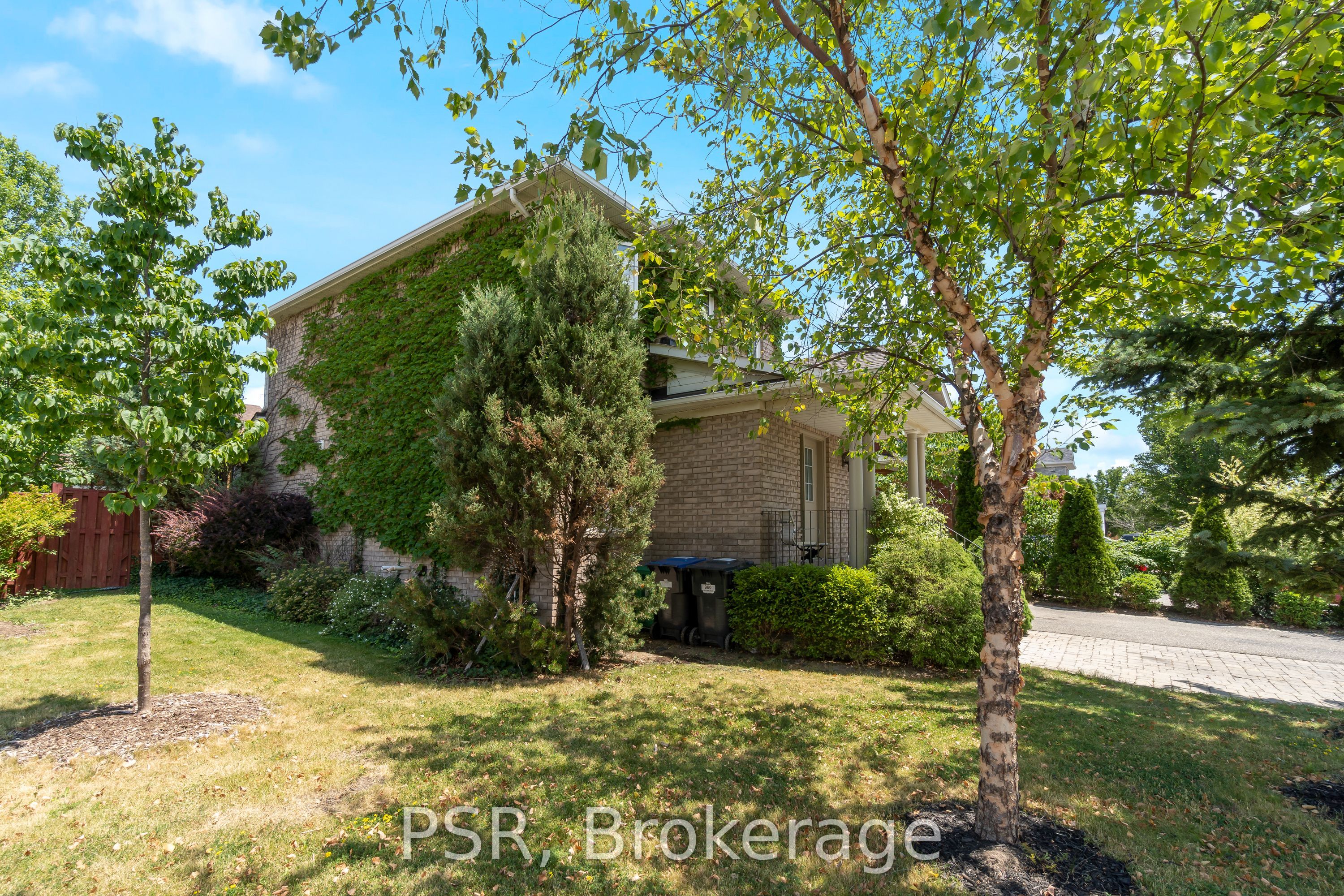 960 Fielder Drive