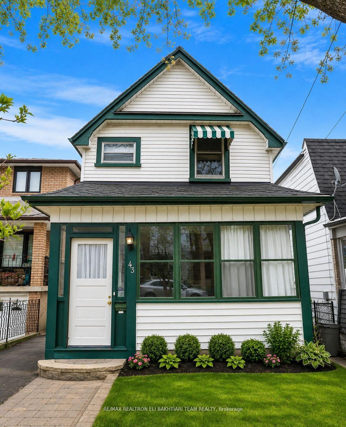 43 King Edward Avenue