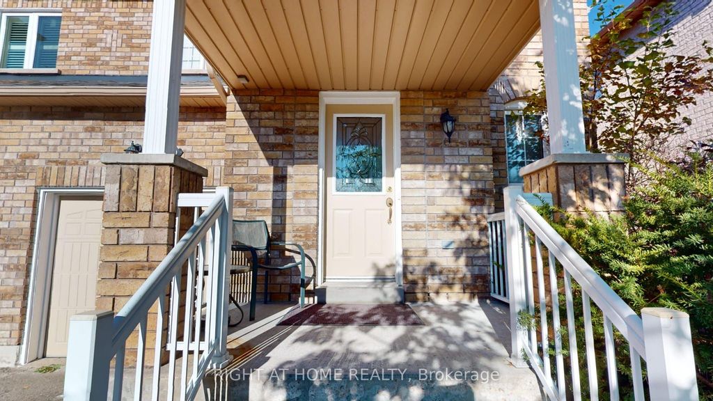 Photo of 71 Beavervalley Drive, Brampton, ON L7A 3R3 (MLS # W12808112)