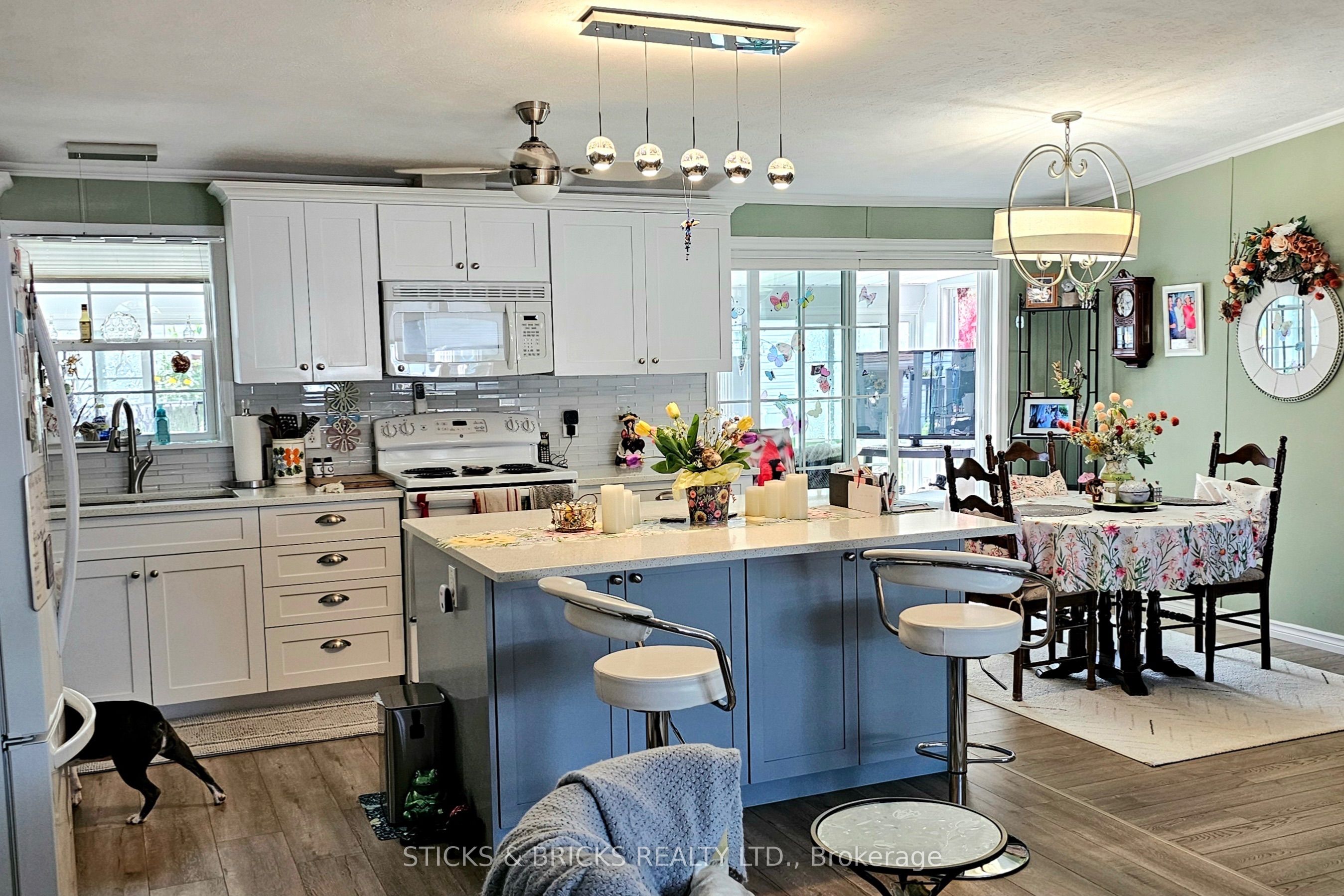 3033 Townline Road 392