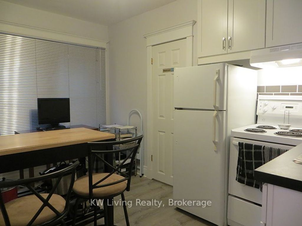 Photo of 928 Broadview Avenue, Toronto, ON M4K 2R1 (MLS # E13488934)