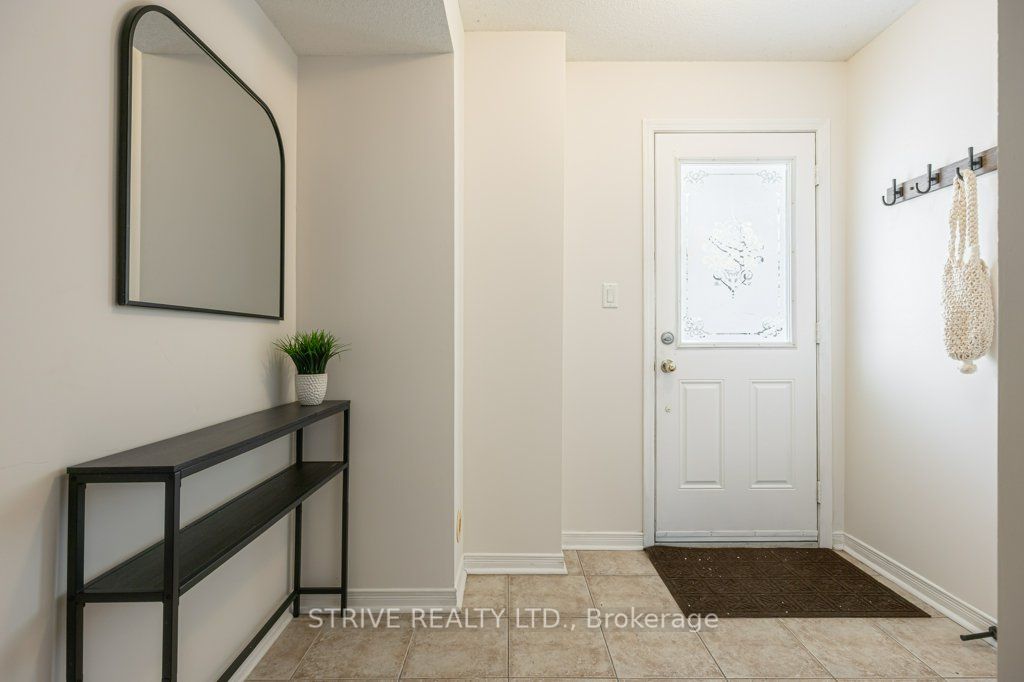 148 Louisbourg Way 129