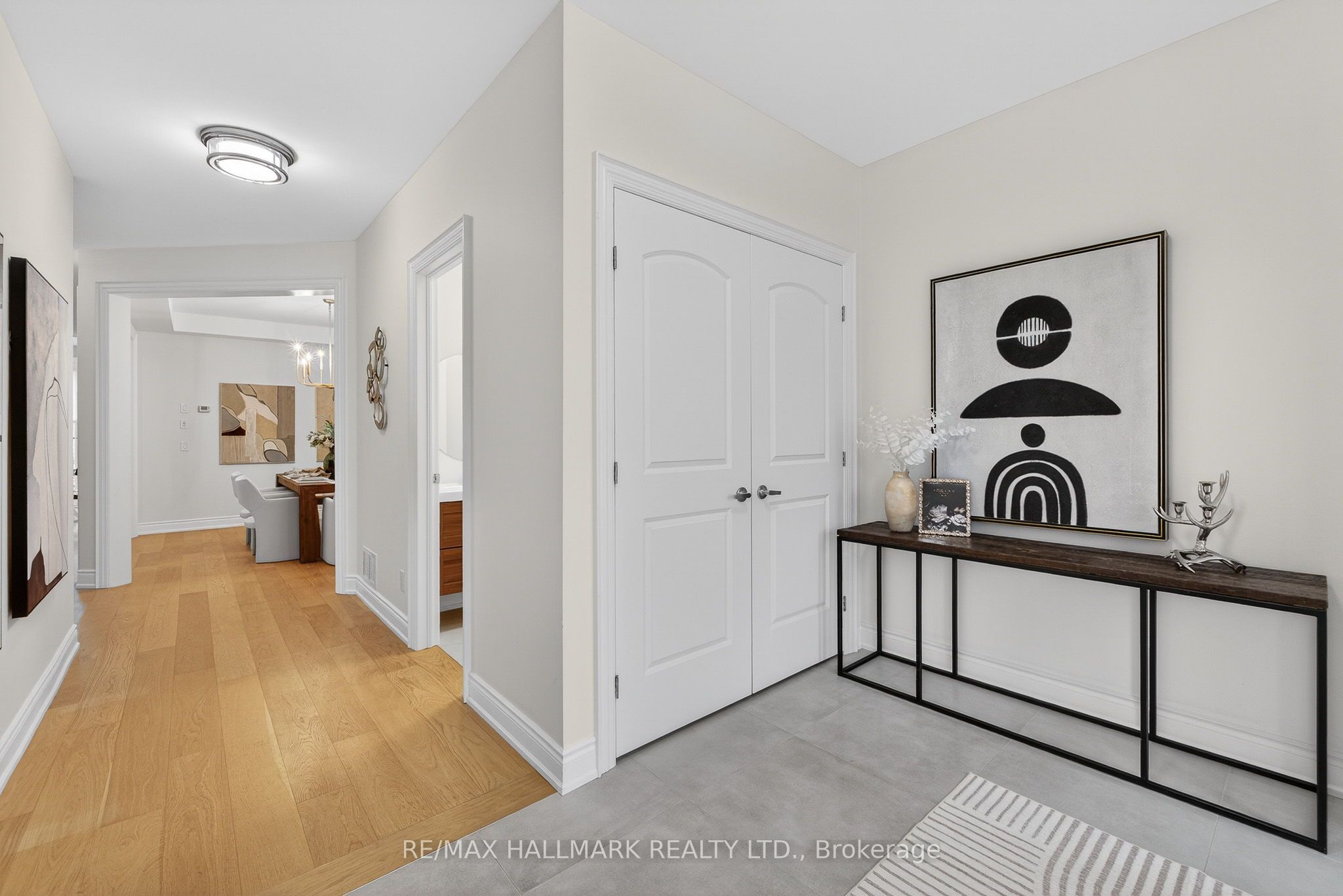 23 Wardlaw Place