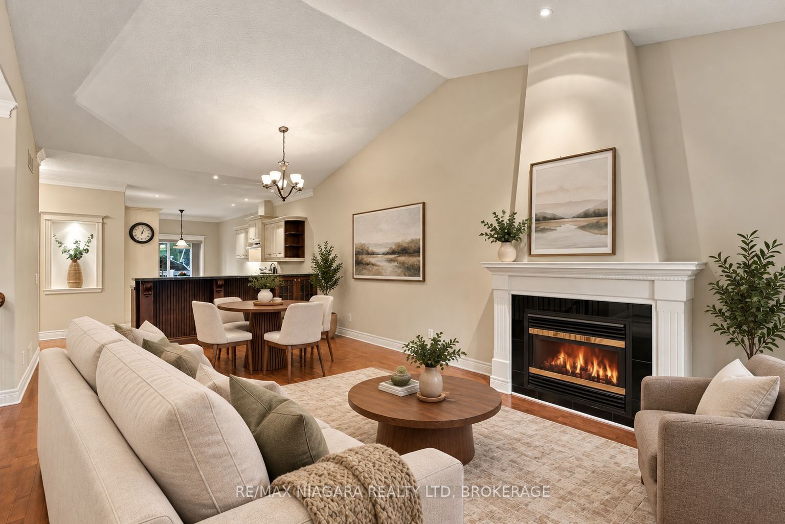 92 Loretta Drive 17