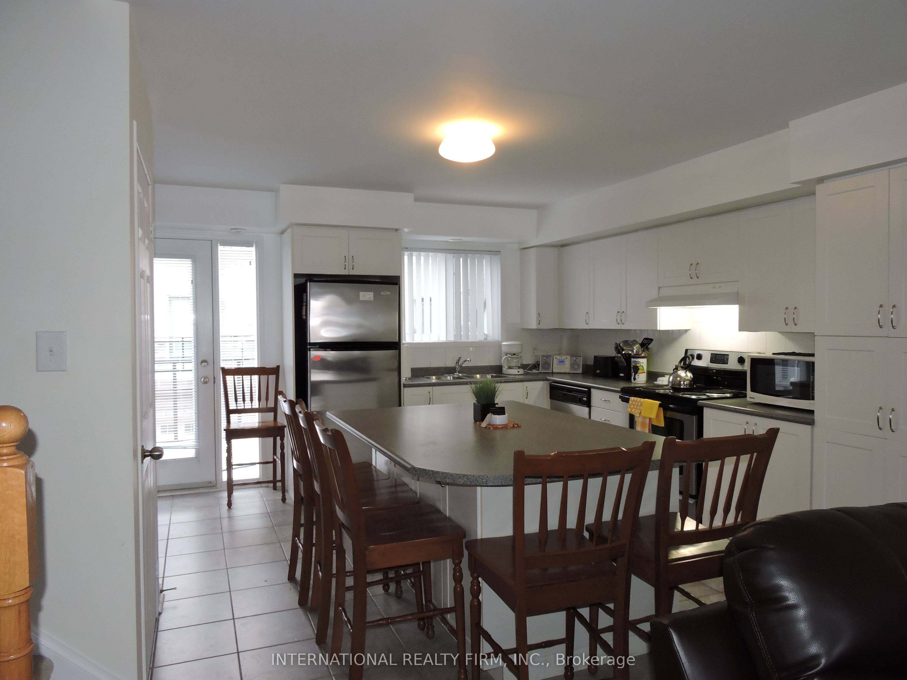 5035 Oscar Peterson Boulevard 24