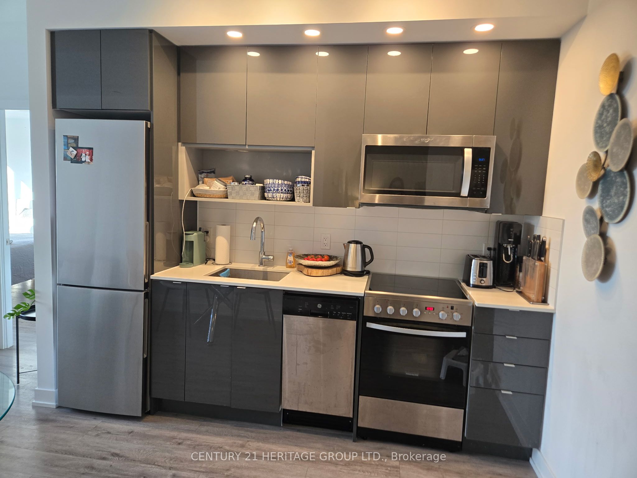 630 Greenwood Avenue 304