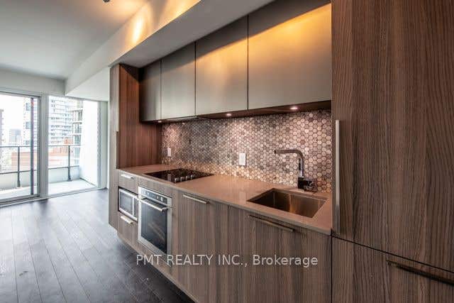 Photo of 85 Wood Street #1617, Toronto, ON M4Y 0E8 (MLS # C13616844)