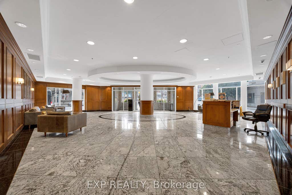 Photo of 195 Besserer Street #1405, Lower Town - Sandy Hill, ON K1N 0B6 (MLS # X13554550)