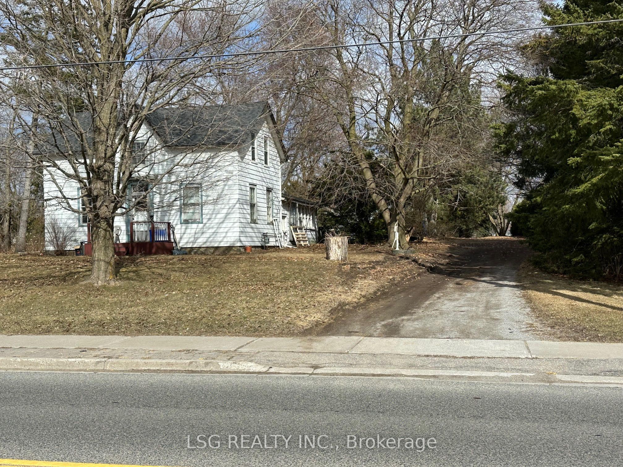 3245 Simcoe Street N
