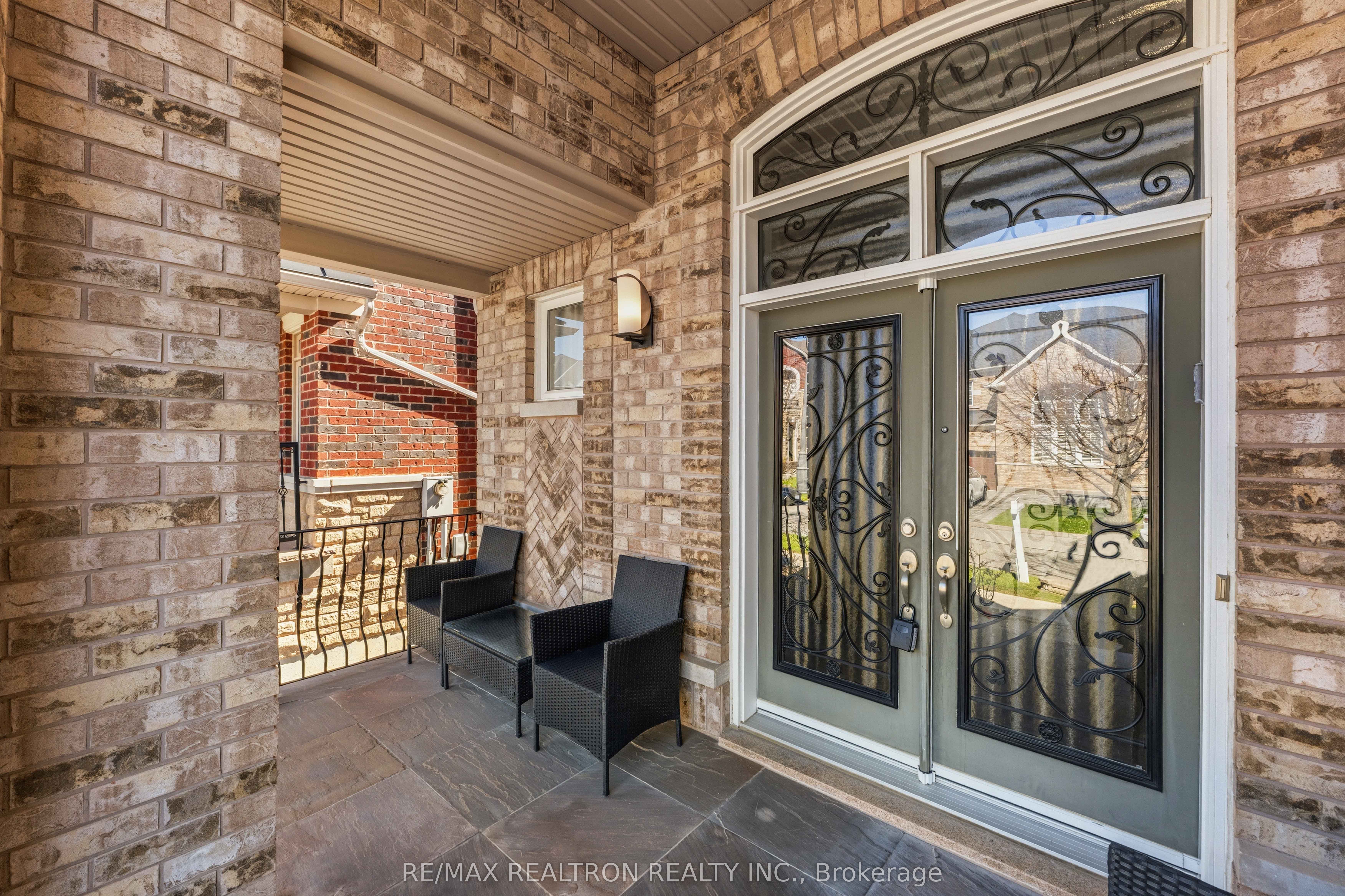 103 Sir Stevens Drive