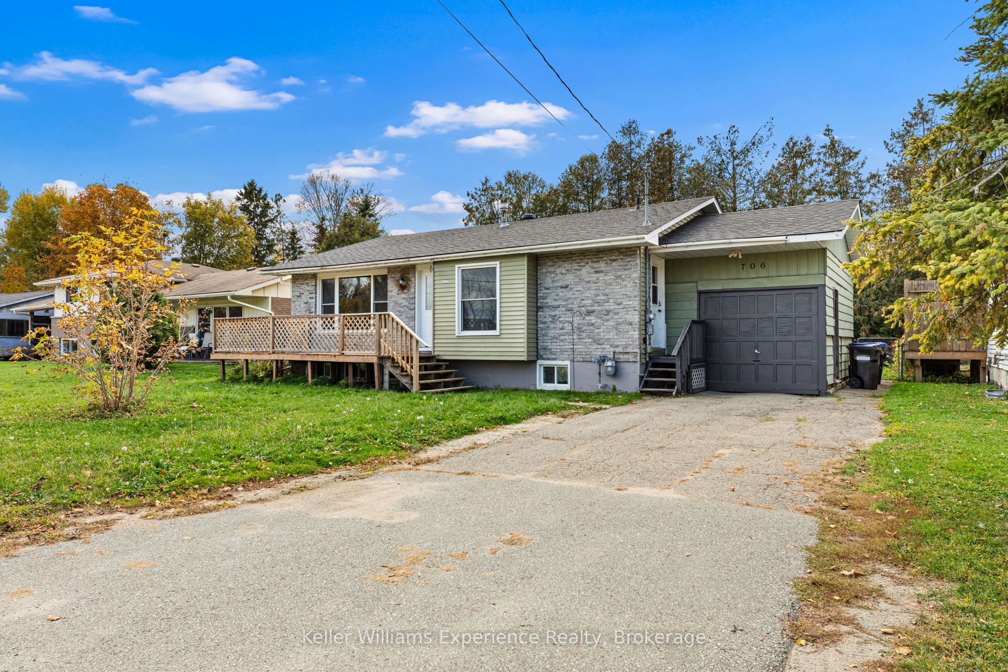 706 Simcoe Avenue
