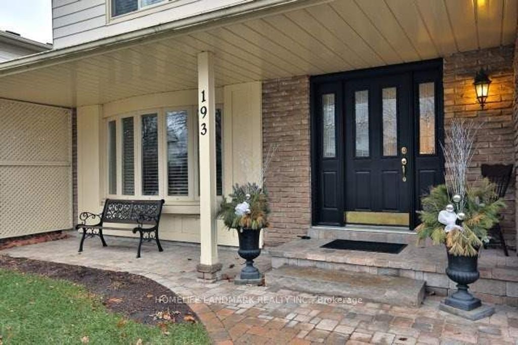 Photo of 193 chebucto Drive, Oakville, ON L6J 5R1 (MLS # W12768386)