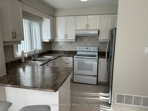 1588 South Parade Court 67 Mississauga ON L5M 6E7