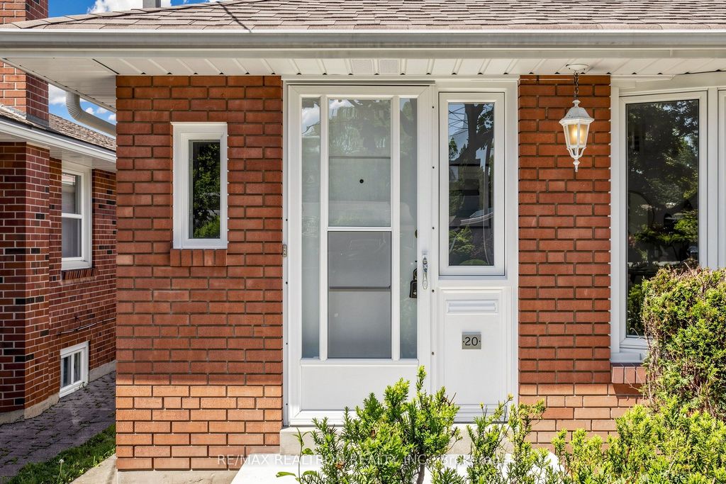 Photo of 20 Doonaree Drive, Toronto, ON M3A 1M4 (MLS # C13232900)