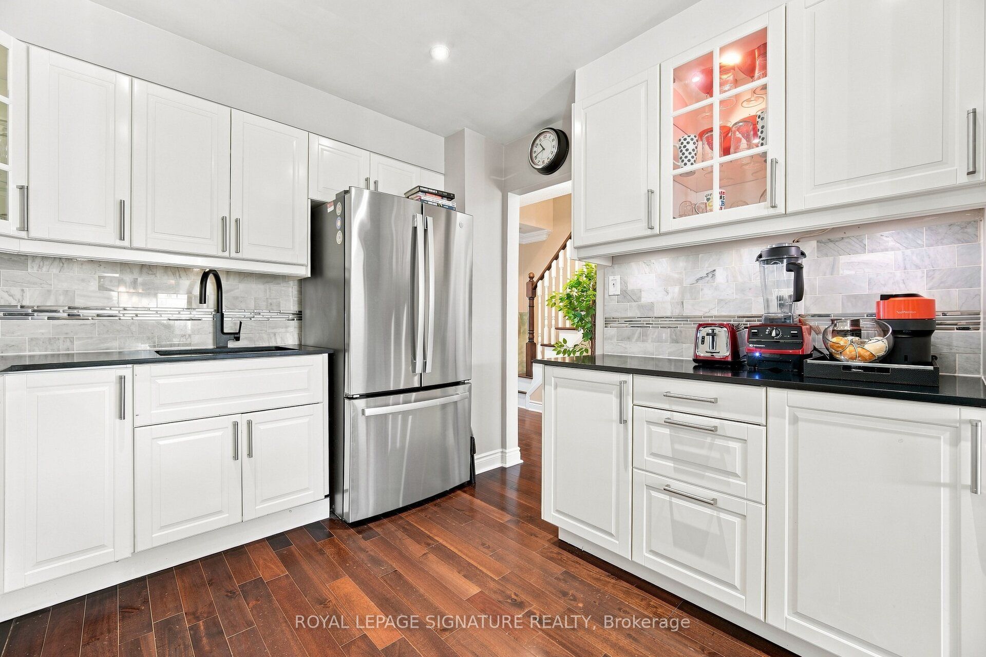 1764 Rathburn Road E 43