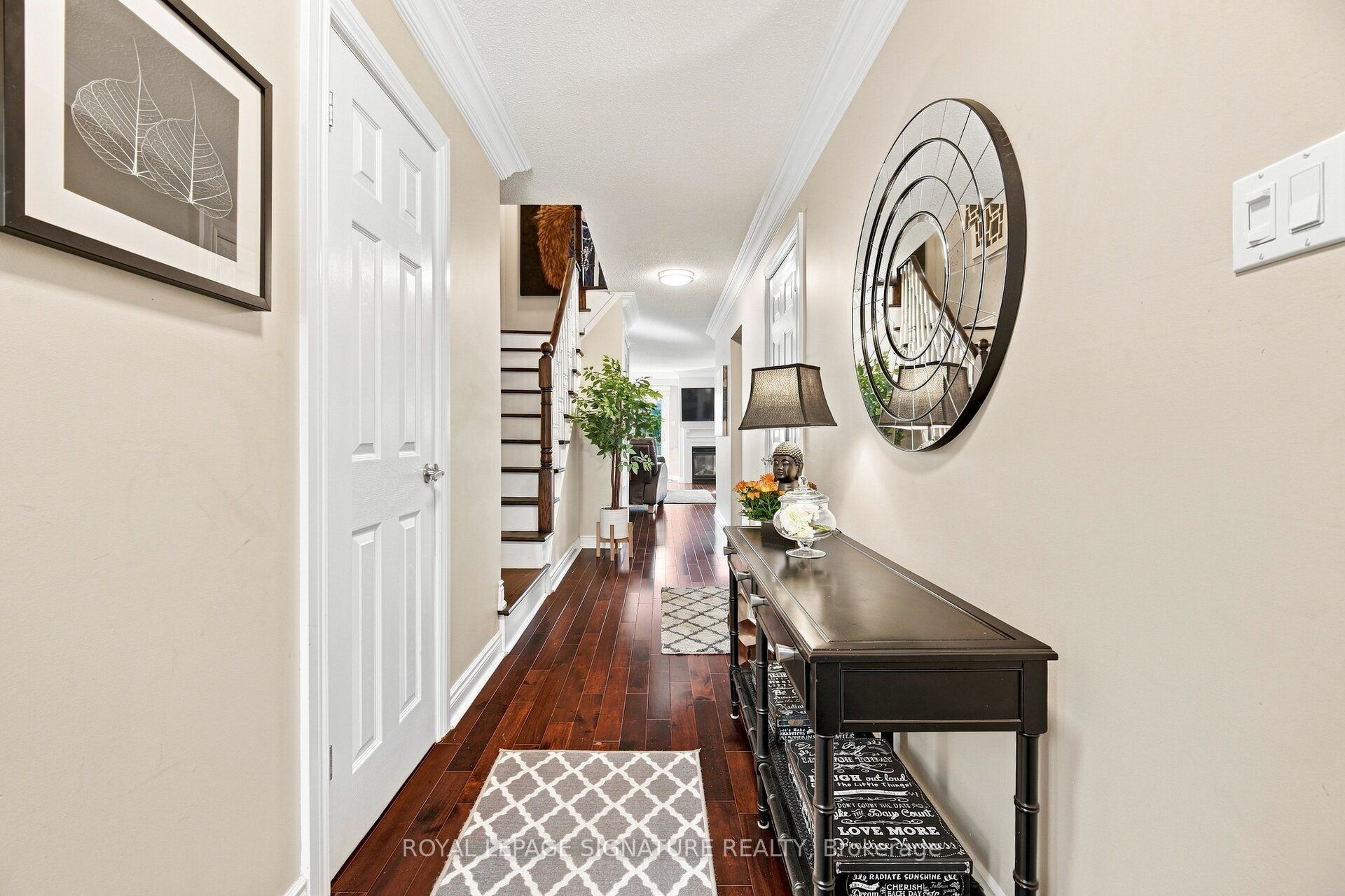1764 Rathburn Road E 43