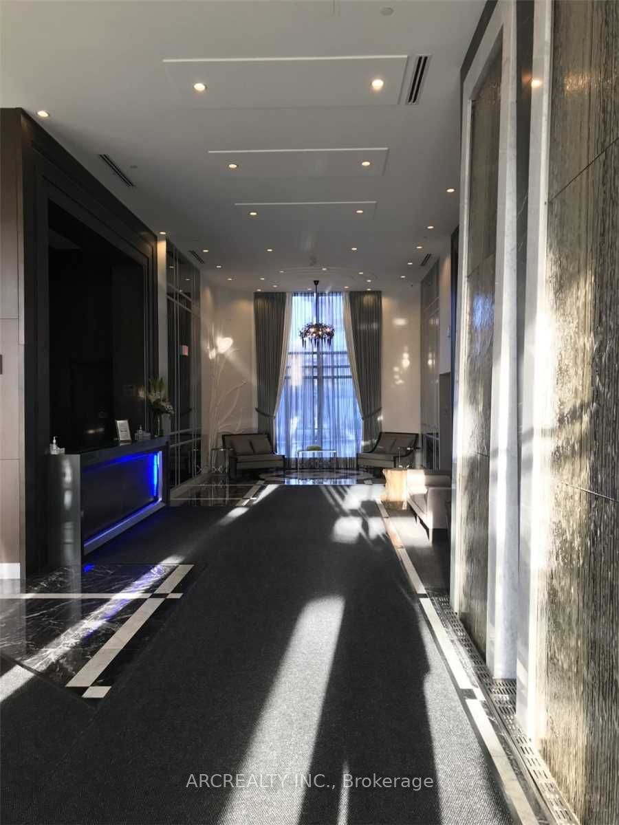 Photo of 7608 Yonge Street #208, Vaughan, ON L4J 0J5 (MLS # N14091052)