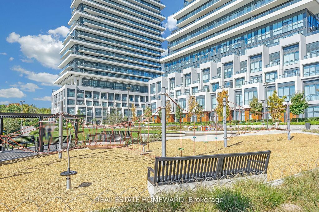 Photo of 20 Inn On The Park Drive #2039, Toronto, ON M3C 0P8 (MLS # C12689908)
